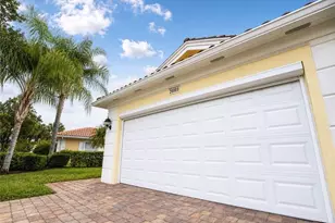 28869 Vermillion Ln, Bonita Springs, FL 34135 - Photo 23