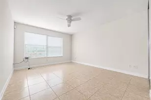 28869 Vermillion Ln, Bonita Springs, FL 34135 - Photo 9