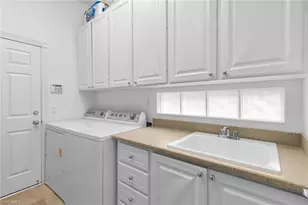 7935 Valentina Ct, Naples, FL 34114 - Photo 27