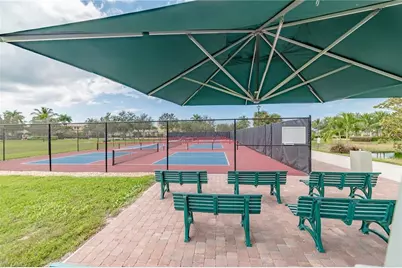 7935 Valentina Ct, Naples, FL 34114 - Photo 43
