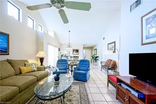 855 Reef Point Cir, Naples, FL 34108 - Photo 9