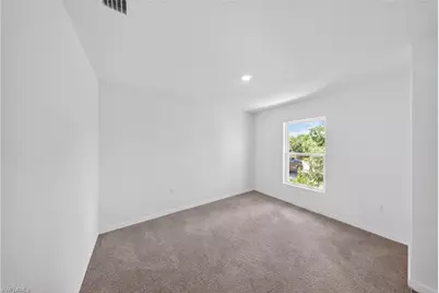 3014 38th St SW, Lehigh Acres, FL 33976 - Photo 7