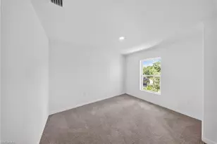3014 38th St SW, Lehigh Acres, FL 33976 - Photo 7