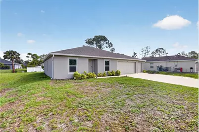 3014 38th St SW, Lehigh Acres, FL 33976 - Photo 3