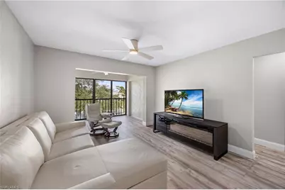 228 Fox Glen Dr #3310, Naples, FL 34104 - Photo 11