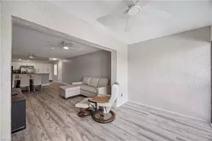 228 Fox Glen Dr, Naples, FL 34104 - Photo 13