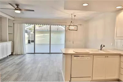 6182 Towncenter Cir, Naples, FL 34119 - Photo 5