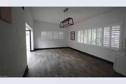 544 Bayside Dr, Fort Myers, FL 33919 - Photo 9