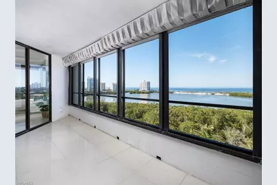 5555 Heron Point Dr #902, Naples, FL 34108 - Photo 9
