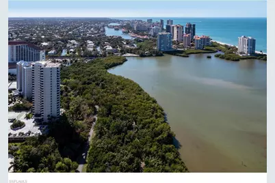 5555 Heron Point Dr #902, Naples, FL 34108 - Photo 13