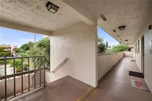 499 Forest Lakes Blvd, Naples, FL 34105 - Photo 49