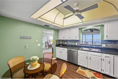 1900 Virginia Ave #902, Fort Myers, FL 33901 - Photo 11
