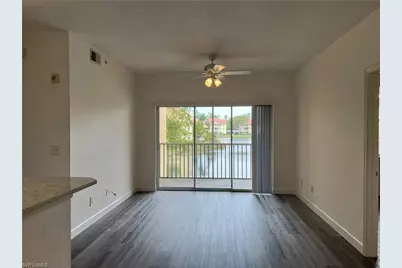 4650 Saint Croix Ln #725, Naples, FL 34109 - Photo 3