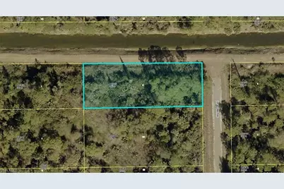 325 Irving Ave, Lehigh Acres, FL 33936 - Photo 1