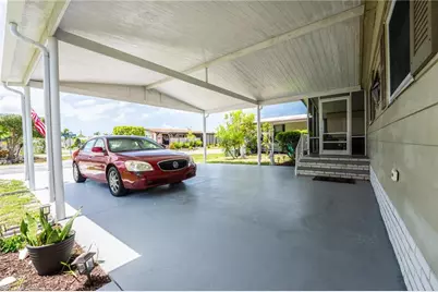 953 Bunker Hill Dr, Naples, FL 34110 - Photo 3