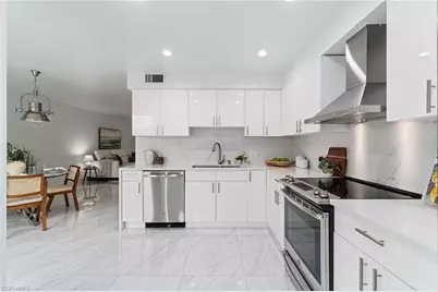 995 9th Ave S #4, Naples, FL 34102 - Photo 17
