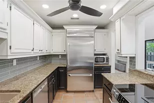 1245 Solana Rd, Naples, FL 34103 - Photo 9