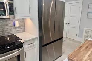 225 5th Ave S, Naples, FL 34102 - Photo 7
