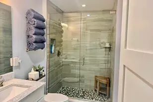 225 5th Ave S, Naples, FL 34102 - Photo 17