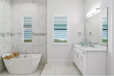 14386 Laguna Springs Ln, Naples, FL 34114 - Photo 21