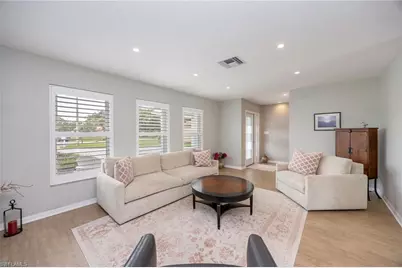 363 Juli Fe Dr, Naples, FL 34110 - Photo 3