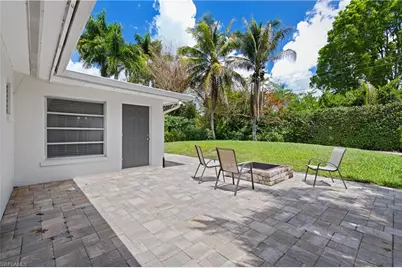 1051 Cypress Woods Dr, Naples, FL 34103 - Photo 21