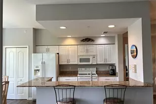 7525 Stoneybrook Dr, Naples, FL 34112 - Photo 3