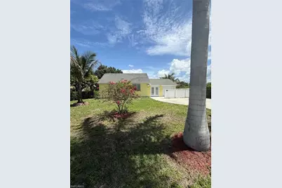 10105 Pennsylvania Ave, Bonita Springs, FL 34135 - Photo 1