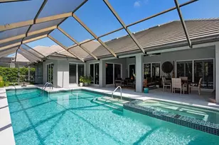 712 Shadow Lake Ln, Naples, FL 34108 - Photo 15