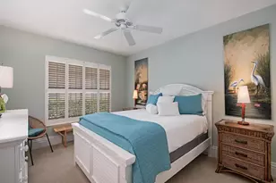 712 Shadow Lake Ln, Naples, FL 34108 - Photo 11