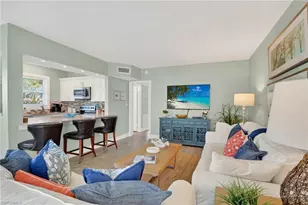 421 12th Ave S, Naples, FL 34102 - Photo 3