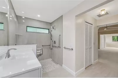 509 Cypress Way E, Naples, FL 34110 - Photo 11