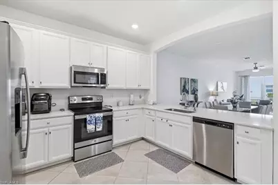 2636 Vine Ave, Naples, FL 34120 - Photo 7