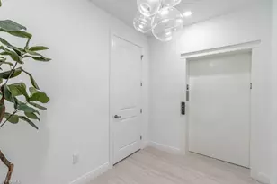 16364 Viansa Wy, Naples, FL 34110 - Photo 3