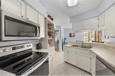 114 Cypress Way E #D3, Naples, FL 34110 - Photo 13