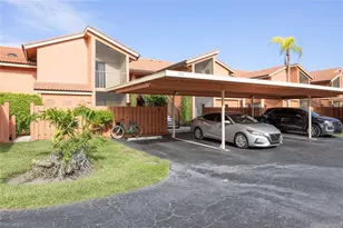 114 Cypress Way E, Naples, FL 34110 - Photo 25