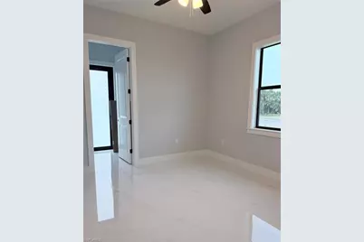 4231 20th St NE, Naples, FL 34120 - Photo 11