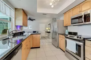 4556 Lakewood Blvd, Naples, FL 34112 - Photo 7
