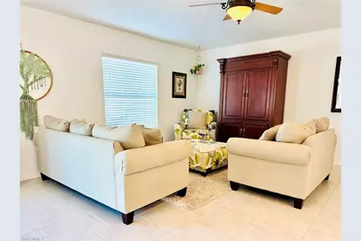 1427 NW 18th Ter, Cape Coral, FL 33993 - Photo 9