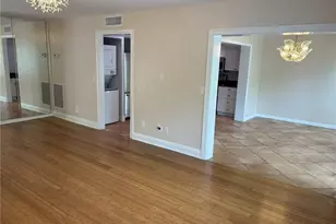 104 Bobolink Way, Naples, FL 34105 - Photo 3