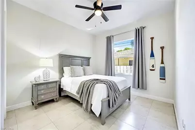 847 98th Ave N, Naples, FL 34108 - Photo 9