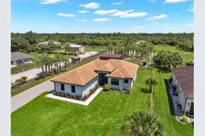 2759 18th Ave SE, Naples, FL 34117 - Photo 3