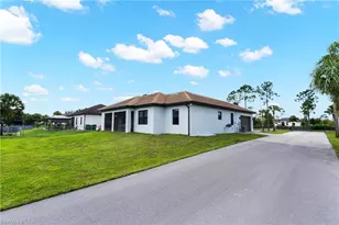 2759 18th Ave SE, Naples, FL 34117 - Photo 27