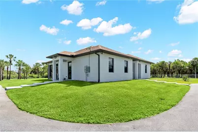 2759 18th Ave SE, Naples, FL 34117 - Photo 29