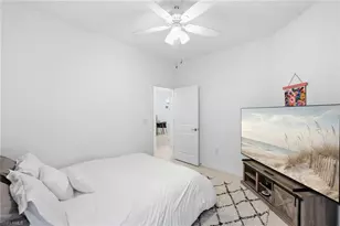 2584 Vine Ave, Naples, FL 34120 - Photo 25