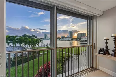 250 W Park Shore Dr #101, Naples, FL 34103 - Photo 7
