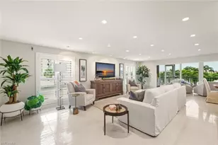 250 W Park Shore Dr, Naples, FL 34103 - Photo 9
