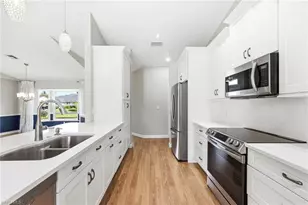 10069 Boca Cir, Naples, FL 34109 - Photo 5