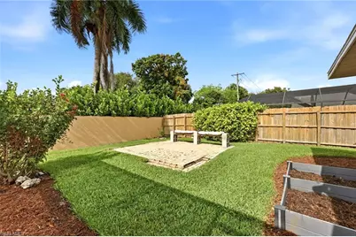 10069 Boca Cir, Naples, FL 34109 - Photo 21