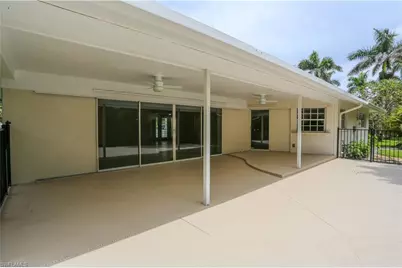 2901 Crayton Rd, Naples, FL 34103 - Photo 25